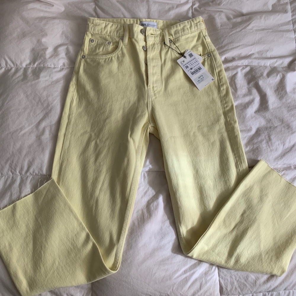 ZARA High Waisted Straight Jeans